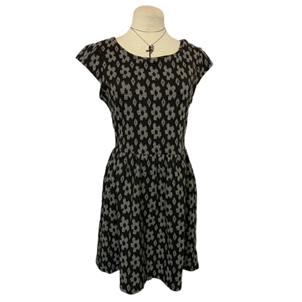 BeBop Geometric Print Dress Size M